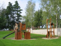 /album/fotogalerie-zabavni-park-a-sportcentrum-detsky-raj-na-zamku-berchtold/detske-hriste-s-hernimi-prvky-jpg/